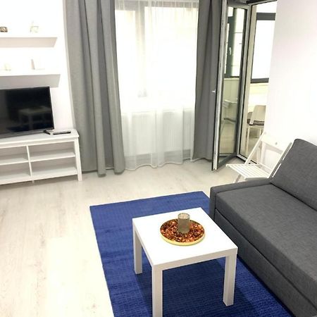 Apartment Питешти Экстерьер фото
